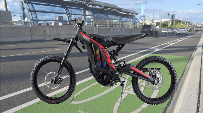 Can You Ride an Electric Dirt Bike on the Road? Laws, Plates & Practical Tips - HoverHearts