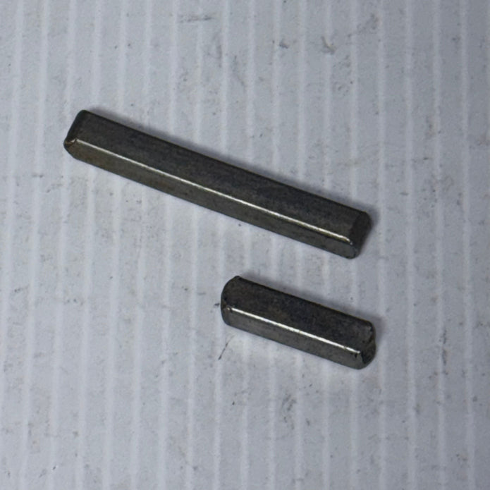 AXLE KEY FOR WHEEL OF ATV old version