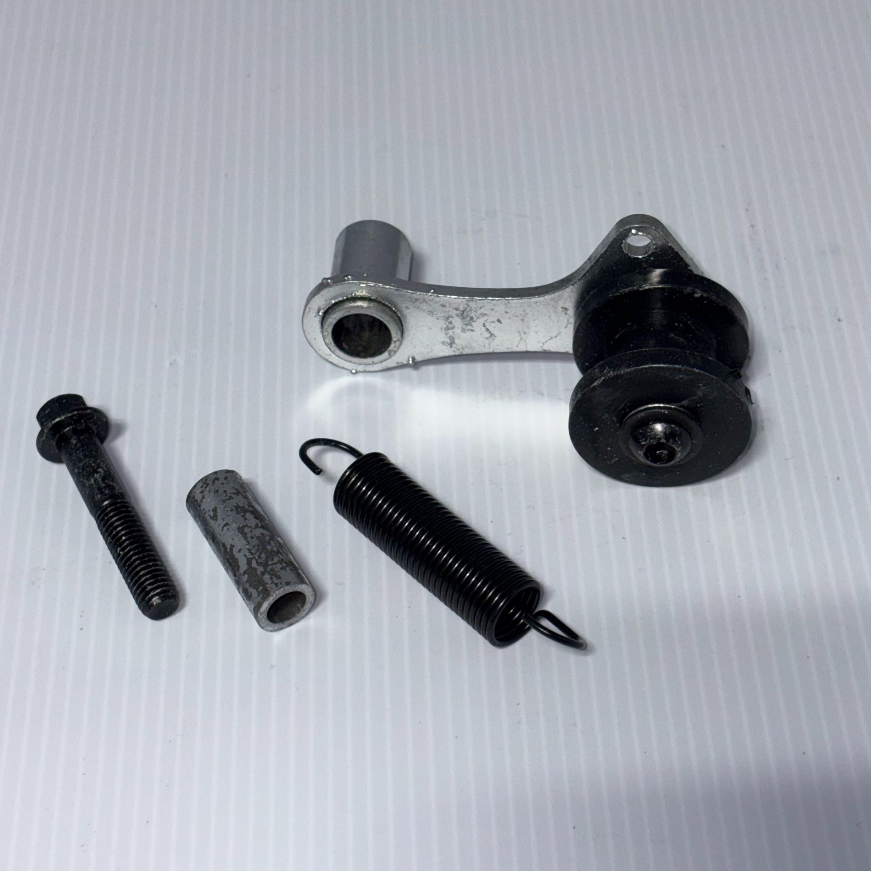 MB001 Tensioner Pully For Chain